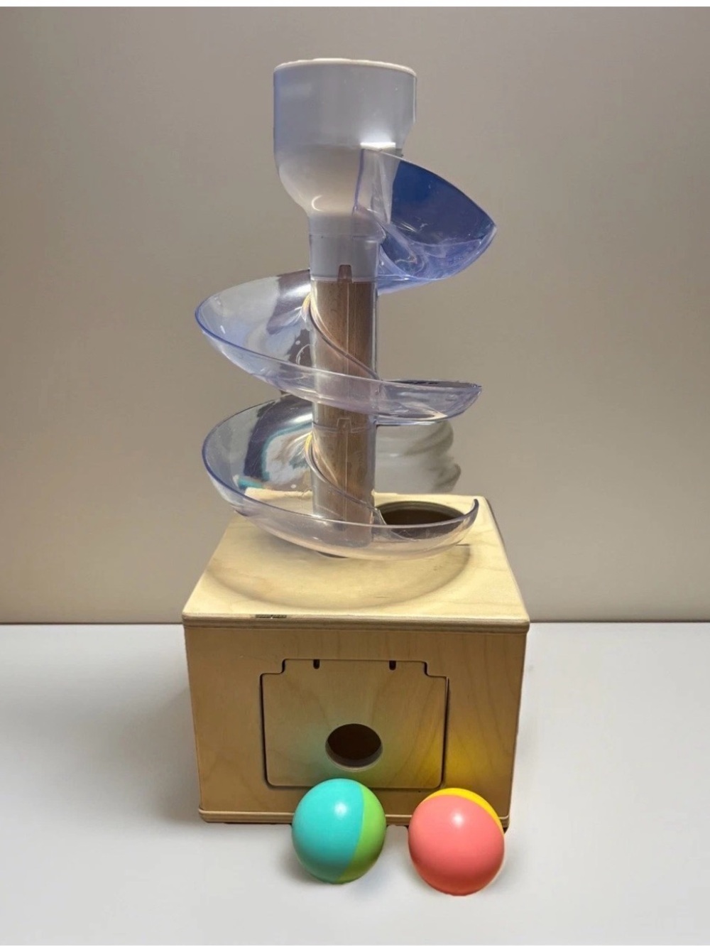 Lovevery The Babbler Slide and Sleek Ball Run Drop 2 Balls Montessori